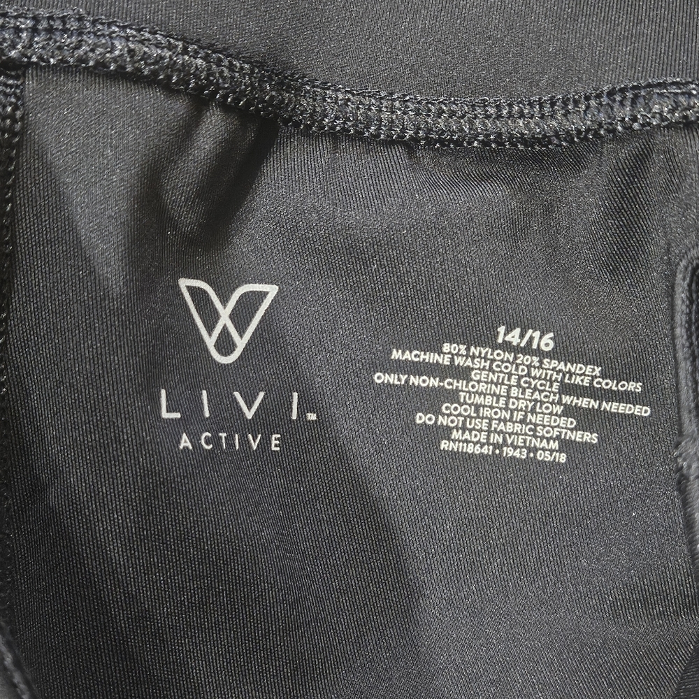 Livi Active Capri Leggings Womens Size 14/16 Black Mid Rise Activewear Pants - Picture 6 of 6
